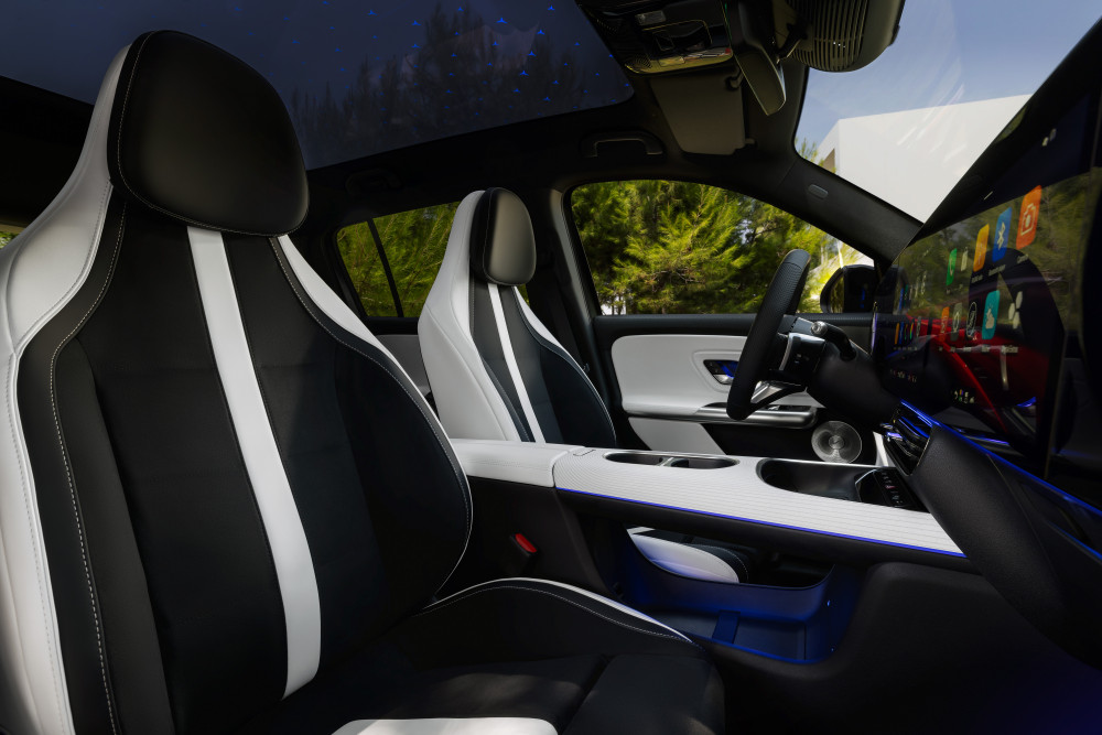 Mercedes-Benz GLB sneak peek